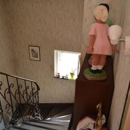 Chez Therese Et Marguerite *